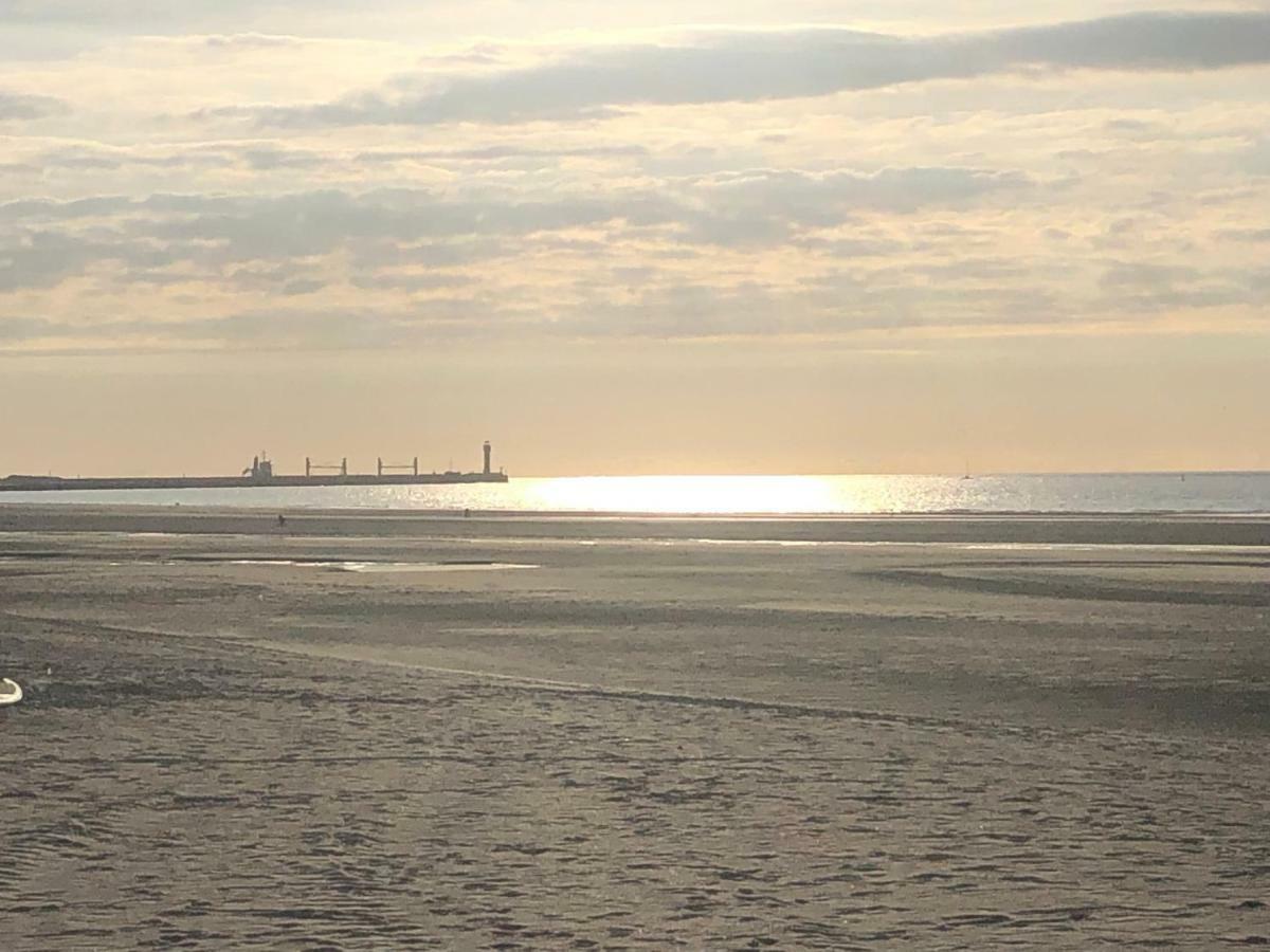Une Viree A Dunkerque Entre Ville Et Plage Dunkirk Exterior foto